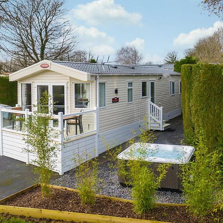 Noble Court Holiday Park Narberth Zewnętrze zdjęcie