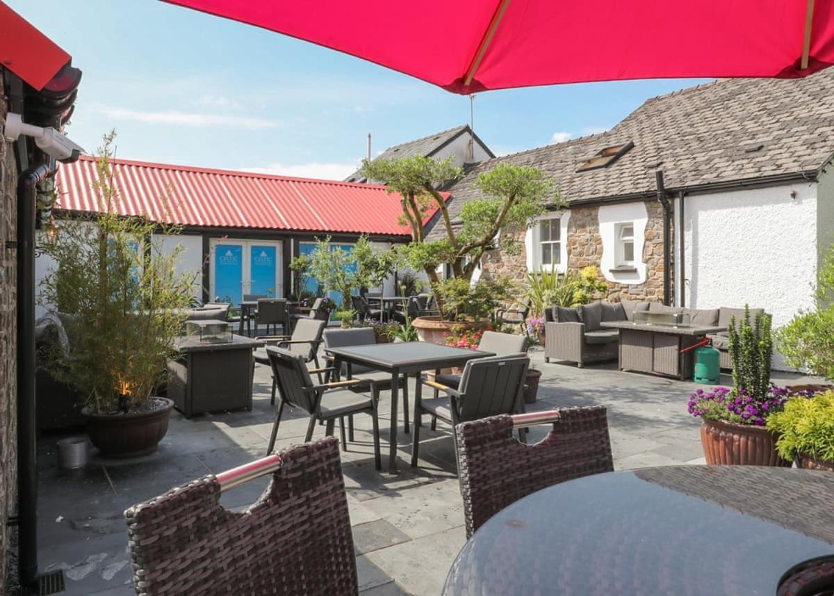 Noble Court Holiday Park Narberth Zewnętrze zdjęcie
